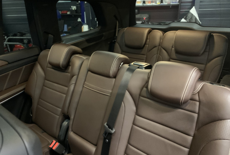 Mercedes Classe GL 63 AMG 5.5 V8 557