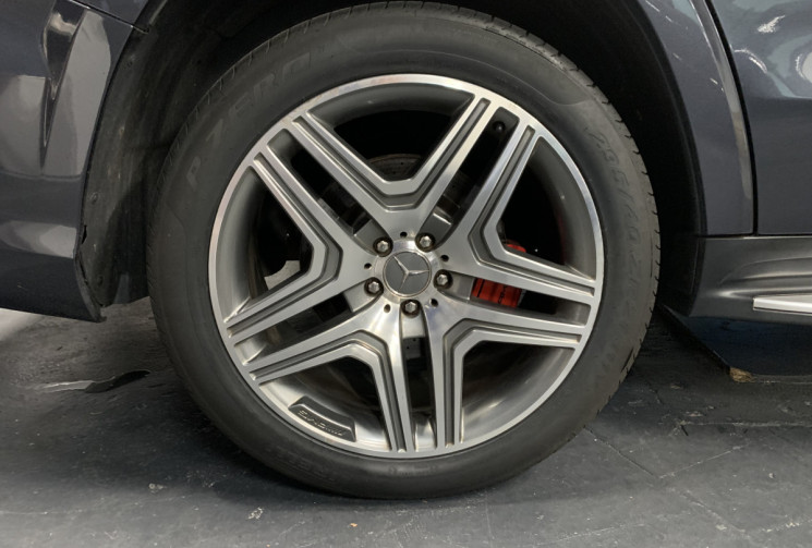 Mercedes Classe GL 63 AMG 5.5 V8 557