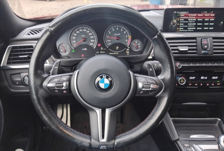 BMW M4 F82) - 3.0 431 - Toit Carbone - Suivi complet BMW