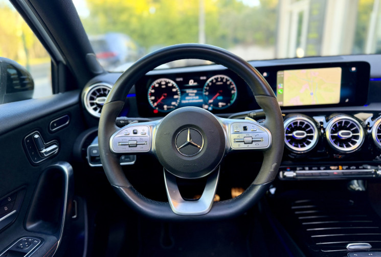 Mercedes Classe A AMG Line 250e 218 Premium Plus / Toit Ouvrant / CarPlay / Sieges chauffants