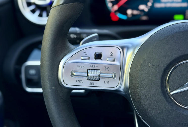 Mercedes Classe A AMG Line 250e 218 Premium Plus / Toit Ouvrant / CarPlay / Sieges chauffants