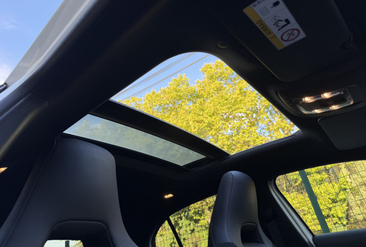 Mercedes Classe A AMG Line 250e 218 Premium Plus / Toit Ouvrant / CarPlay / Sieges chauffants