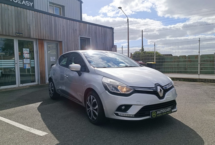 Renault Clio IV 5P PHASE 2 1.5 DCI 90 / DISTRIBUTION NEUVE / GARANTIE 12 MOIS