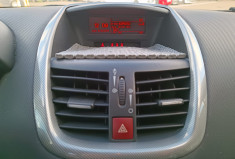Peugeot 207 1.4 VTi 95 PREMIUM / ENTRETIEN SUIVI / 12 MOIS