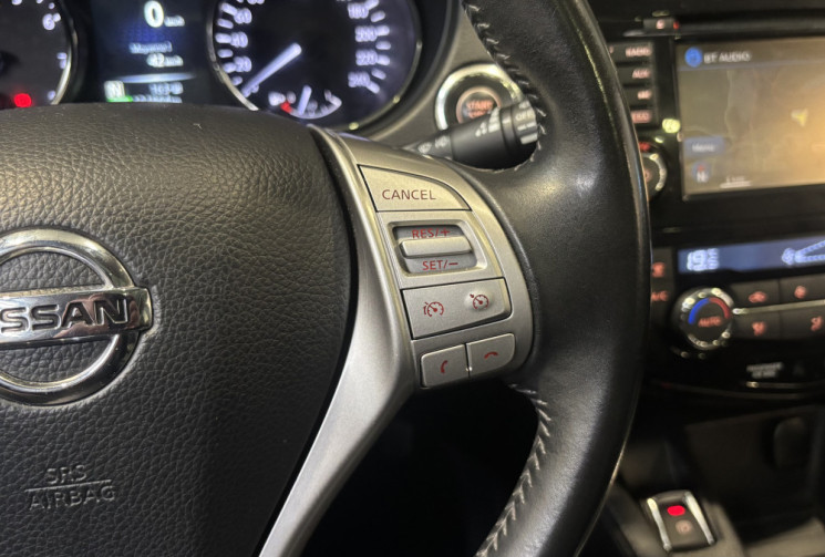 Nissan Qashqai 1.2 DIG-T 115cv  Xtronic TEKNA 2017 / TOIT PANO / SIÈGES AV CHAUFFANT / CAMÉRA RECUL