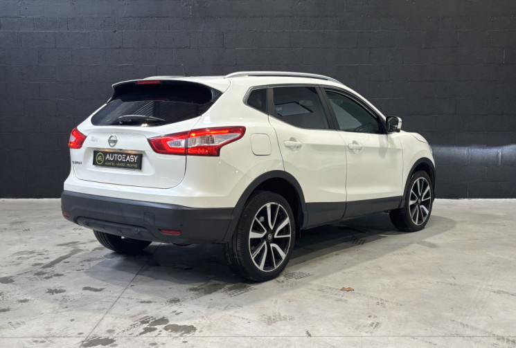 Nissan Qashqai 1.2 DIG-T 115cv  Xtronic TEKNA 2017 / TOIT PANO / SIÈGES AV CHAUFFANT / CAMÉRA RECUL