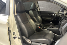 Nissan Qashqai 1.2 DIG-T 115cv  Xtronic TEKNA 2017 / TOIT PANO / SIÈGES AV CHAUFFANT / CAMÉRA RECUL