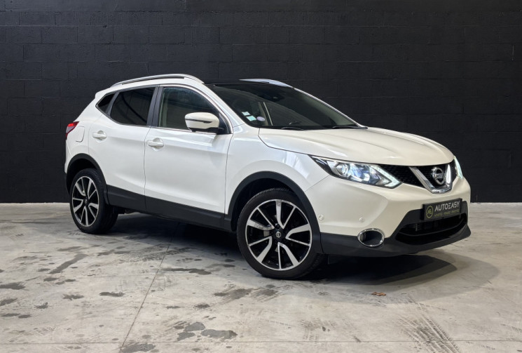 Nissan Qashqai 1.2 DIG-T 115cv  Xtronic TEKNA 2017 / TOIT PANO / SIÈGES AV CHAUFFANT / CAMÉRA RECUL
