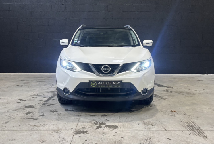 Nissan Qashqai 1.2 DIG-T 115cv  Xtronic TEKNA 2017 / TOIT PANO / SIÈGES AV CHAUFFANT / CAMÉRA RECUL