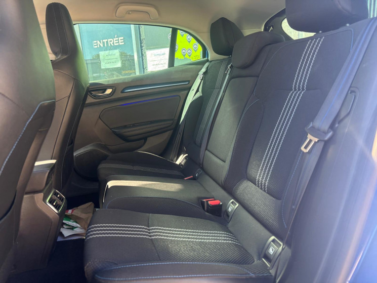 Renault Megane 1.3 Tce 160 cv GT Line BOITE AUTO ED/ APPLE CARPLAY / BLEUTHOOT/ GPS / LED D'AMBIANCE