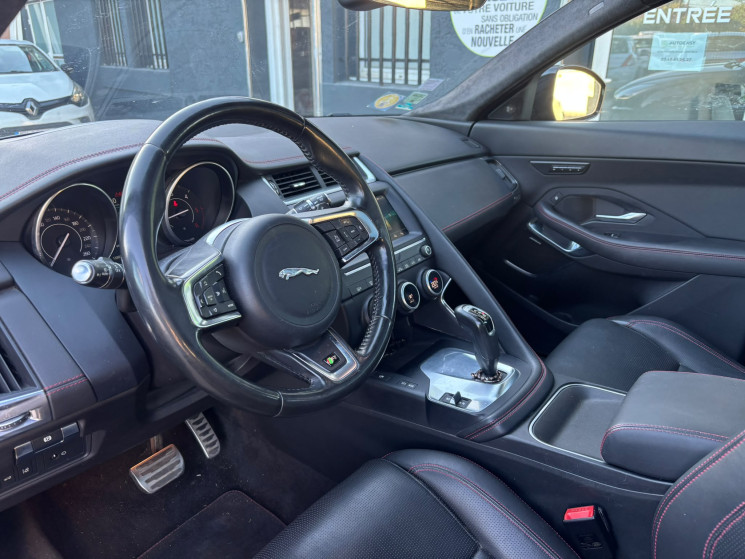 Jaguar E-Pace Jaguar E-Pace 2.0 D150 R-Dynamic SE AWD  Français / Stock / Entretien à jour / CarPlay
