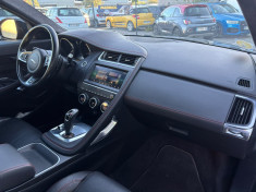 Jaguar E-Pace Jaguar E-Pace 2.0 D150 R-Dynamic SE AWD  Français / Stock / Entretien à jour / CarPlay