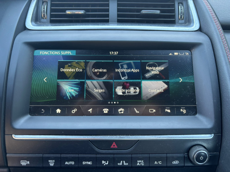 Jaguar E-Pace Jaguar E-Pace 2.0 D150 R-Dynamic SE AWD  Français / Stock / Entretien à jour / CarPlay