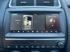 Jaguar E-Pace Jaguar E-Pace 2.0 D150 R-Dynamic SE AWD  Français / Stock / Entretien à jour / CarPlay