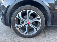Jaguar E-Pace Jaguar E-Pace 2.0 D150 R-Dynamic SE AWD  Français / Stock / Entretien à jour / CarPlay