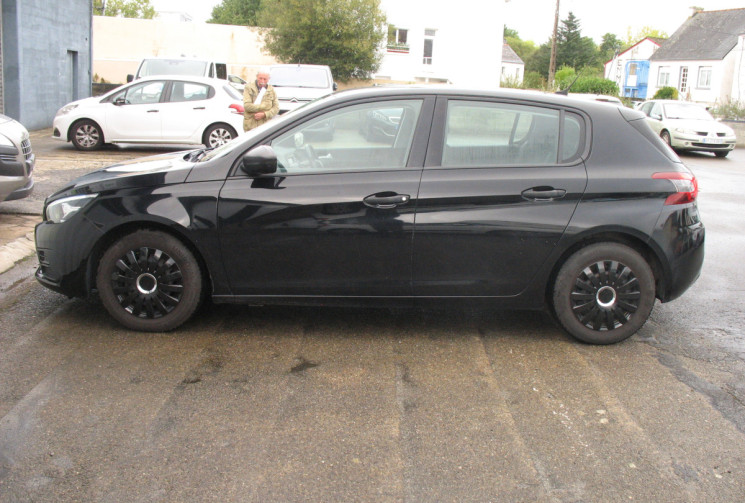 Peugeot 308 1.5 HDI 100 ACCESS 5 PORTES COURROIES ET CHAINE REMPLACEES