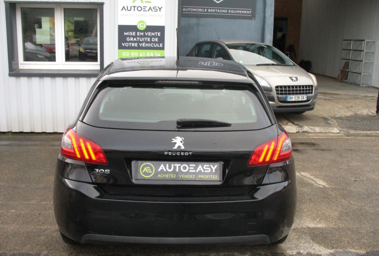 Peugeot 308 1.5 HDI 100 ACCESS 5 PORTES COURROIES ET CHAINE REMPLACEES