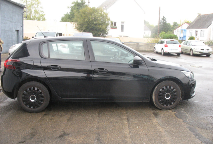 Peugeot 308 1.5 HDI 100 ACCESS 5 PORTES COURROIES ET CHAINE REMPLACEES