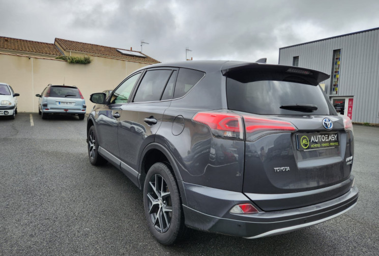 Toyota RAV4  2.5 VVTi HYBRID 197 DESIGN / SUIVI FULL TOYOTA / TRÉS BON ÉTAT / GARANTIE 12 MOIS