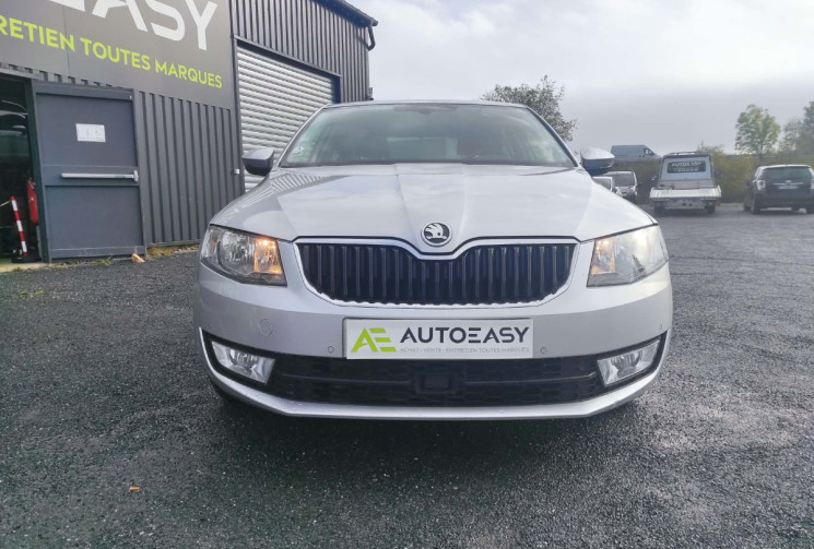 Skoda Octavia 1.4 TSI 140 CH ELEGANCE DSG 1ERE MAIN 70000 KMS !!!