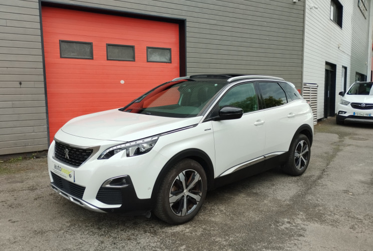 Peugeot 3008 1.6 THP 165 GT Line S&S EAT6 / Toit ouvrant / Cuir / système audio Focal /Grip Control