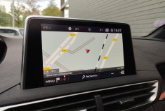 Peugeot 3008 1.6 THP 165 GT Line S&S EAT6 / Toit ouvrant / Cuir / système audio Focal /Grip Control