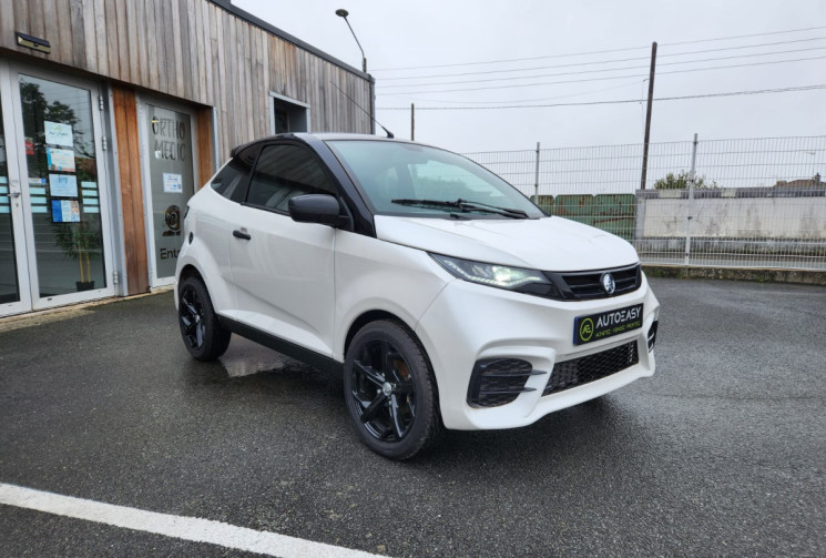 Aixam S10 SPORT / 1ERE MAIN / FAIBLE KILOMETRAGE / ÉTAT NEUF / CARPLAY / GARANTIE CONSTRUCTEUR