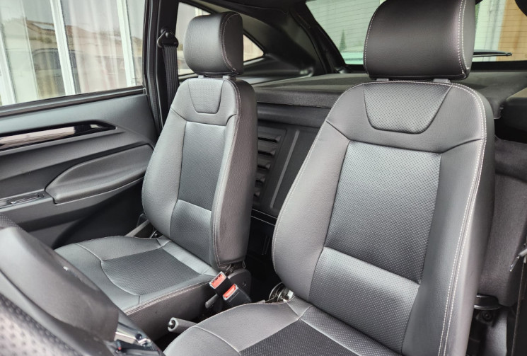 Aixam S10 SPORT / 1ERE MAIN / FAIBLE KILOMETRAGE / ÉTAT NEUF / CARPLAY / GARANTIE CONSTRUCTEUR