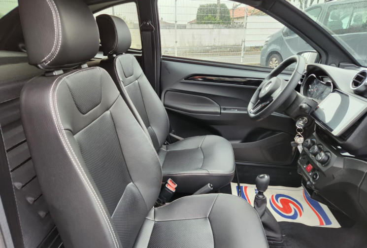 Aixam S10 SPORT / 1ERE MAIN / FAIBLE KILOMETRAGE / ÉTAT NEUF / CARPLAY / GARANTIE CONSTRUCTEUR