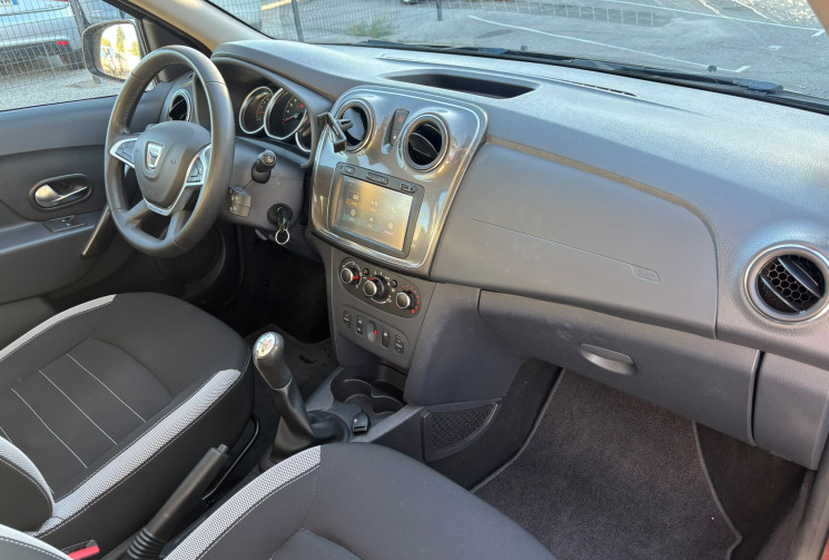 Dacia Sandero 0.9 TCE SANDERO STEPWAY / GPS / BLEUTHOOT / CAMÉRA DE RECUL / RADAR AR