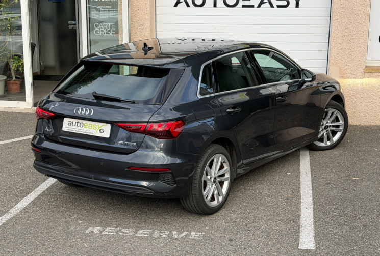 Audi A3 SPORTBACK 35 TFSI 150 ch Business line 1ière main / Historique complet AUDI / Sièges sport