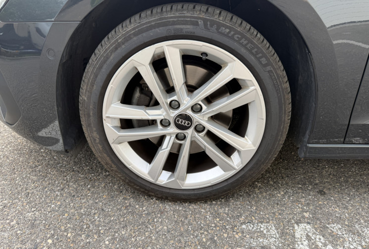 Audi A3 SPORTBACK 35 TFSI 150 ch Business line 1ière main / Historique complet AUDI / Sièges sport