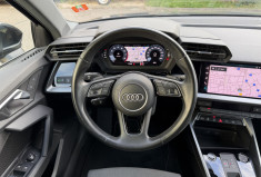 Audi A3 SPORTBACK 35 TFSI 150 ch Business line 1ière main / Historique complet AUDI / Sièges sport