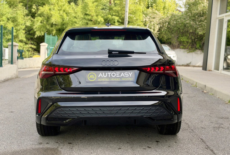 Audi A3 SPORTBACK S-Line 35 TDi 150 S-Tronic / NEUVE / Toit ouvrant / Sonos / 360° / Garantie 09/28