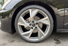 Audi A3 SPORTBACK S-Line 35 TDi 150 S-Tronic / NEUVE / Toit ouvrant / Sonos / 360° / Garantie 09/28