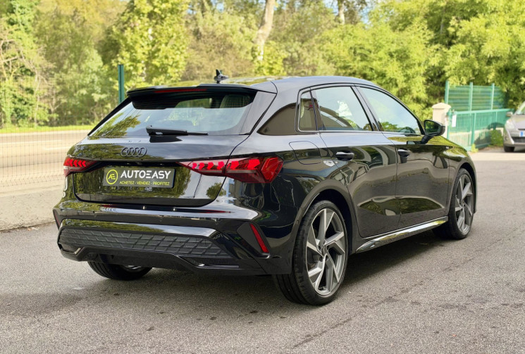 Audi A3 SPORTBACK S-Line 35 TDi 150 S-Tronic / NEUVE / Toit ouvrant / Sonos / 360° / Garantie 09/28