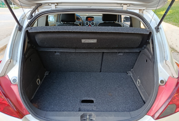 Opel Corsa 1.3 CDTI 90 CH - Clim auto - Regulateur - Suivi à jour