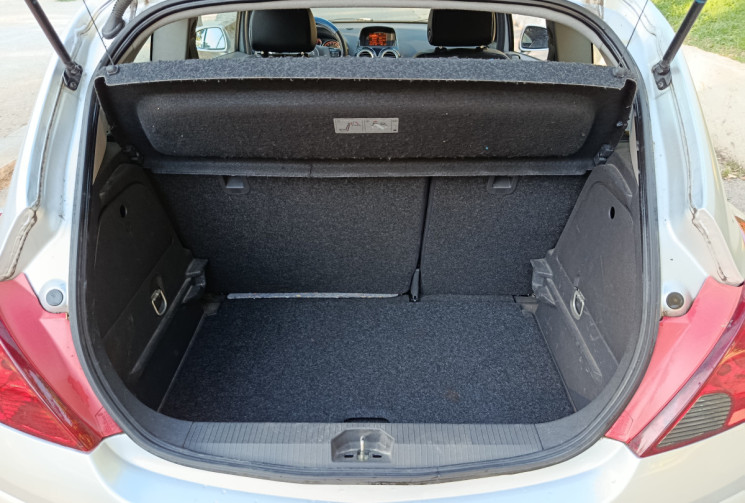 Opel Corsa 1.3 CDTI 90 CH - Clim auto - Regulateur - Suivi à jour