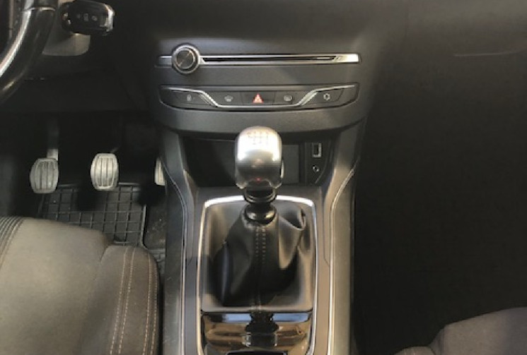 Peugeot 308 1.2 FELINE 130 CV