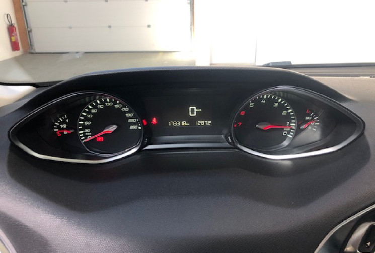 Peugeot 308 1.2 FELINE 130 CV
