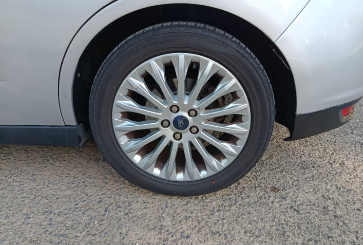 Ford GRAND C-MAX 1.6 TDCI 110 CH - 7 Places - FULL OPTION - Hayon éléc - Cuir chauffant -