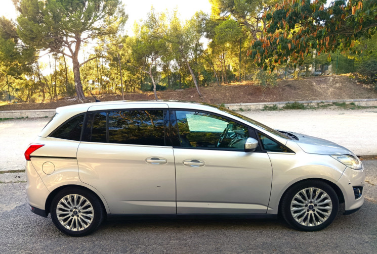Ford GRAND C-MAX 1.6 CDTI 110 CH - 7 Places - FULL OPTION - Hayon éléc - Cuir chauffant -