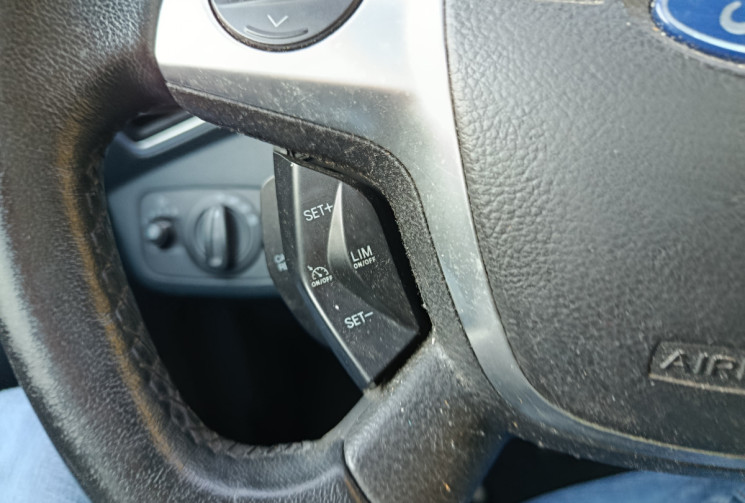 Ford GRAND C-MAX 1.6 CDTI 110 CH - 7 Places - FULL OPTION - Hayon éléc - Cuir chauffant -