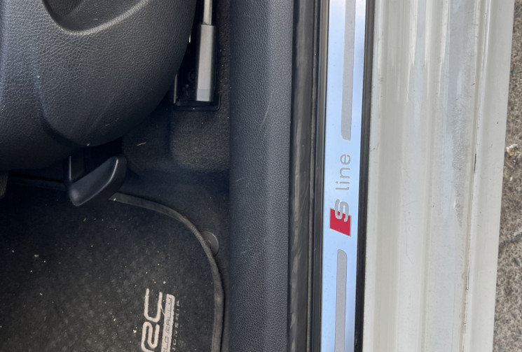 Audi A3 SPORTBACK 1.8 TFSI 180 S LINE