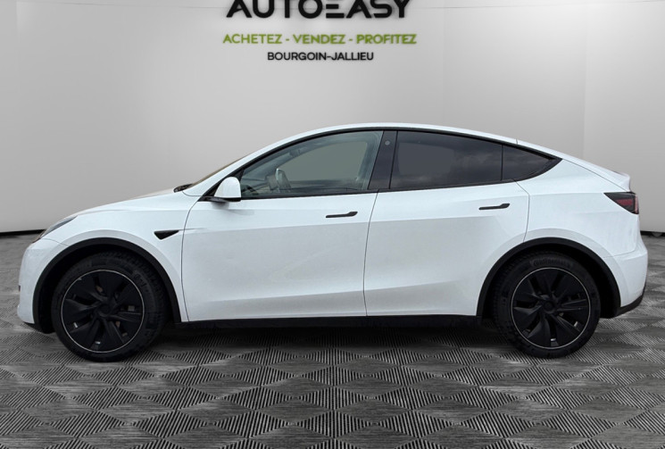 Tesla Model Y STANDARD RANGE / 299 CH / SOH 90.5%