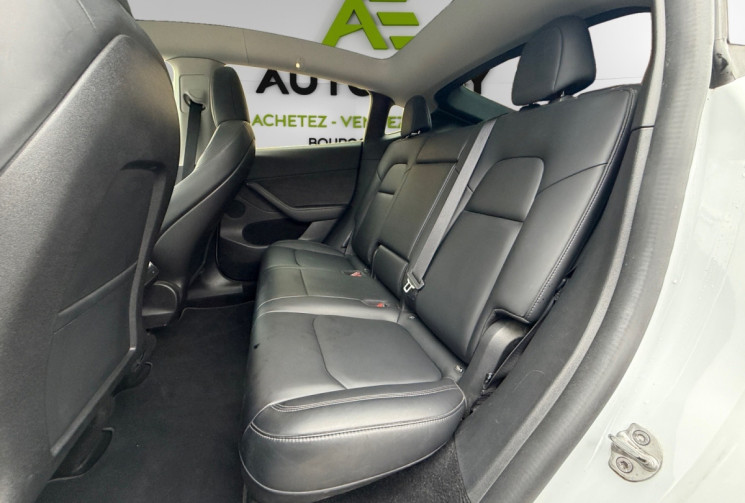 Tesla Model Y STANDARD RANGE / 299 CH / SOH 90.5%