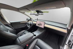 Tesla Model Y STANDARD RANGE / 299 CH / SOH 90.5%