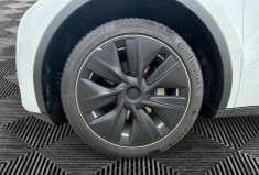 Tesla Model Y STANDARD RANGE / 299 CH / SOH 90.5%