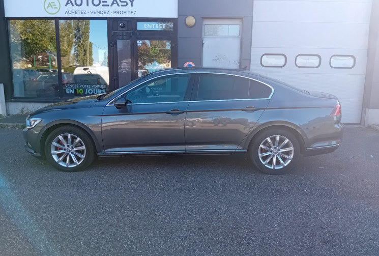 Volkswagen Passat 1.6 TDI Carat 120 ch BlueMotion Technology DSG7