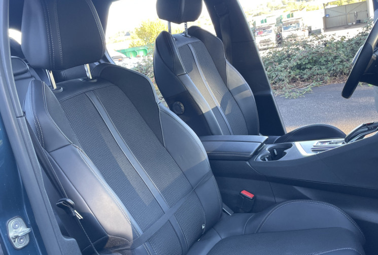Peugeot 3008 II Ph 2 1.5 HDi  S&S 130 CV GT